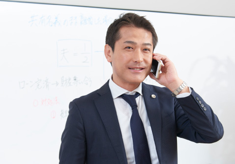 弁護士|岡田 卓巳