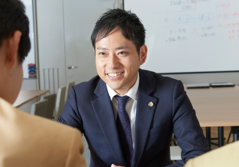 弁護士|山内 亘