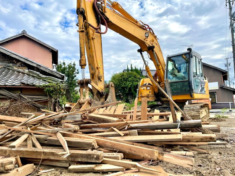共有名義不動産の建て替えや取り壊しができる3つの条件とは?