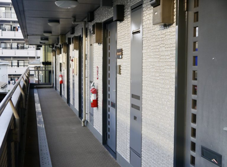 マンションを共有名義で相続するリスクと回避方法を解説